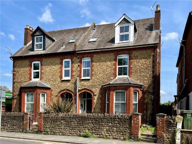 Flat for sale in Guildford Park, Westborough