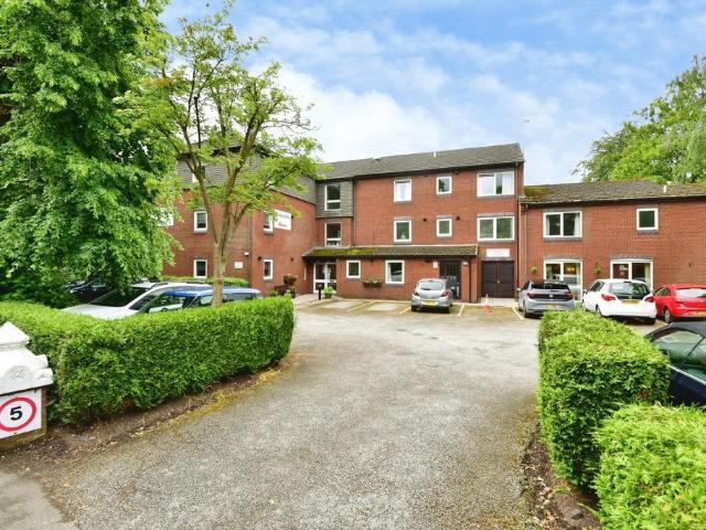 Flat for sale in Alsager