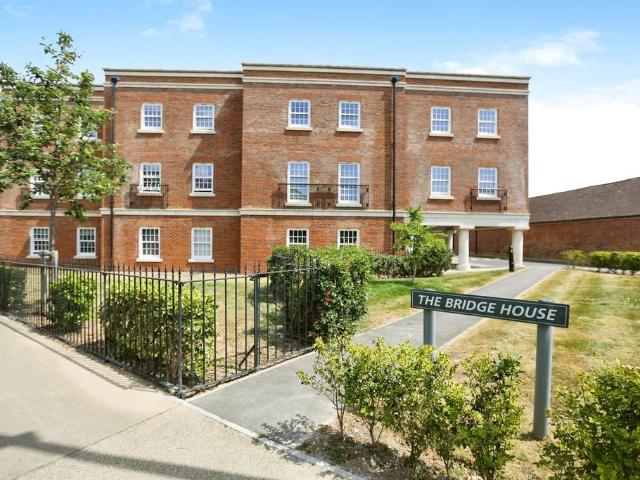 Flat for sale in Priddy's Hard, Middlecroft