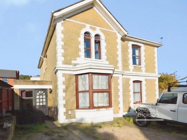 Flat for sale in Cowes, Isle Of Wight