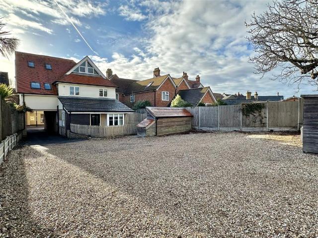 Flat for sale in Milford-on-Sea, Ashurst Bridge