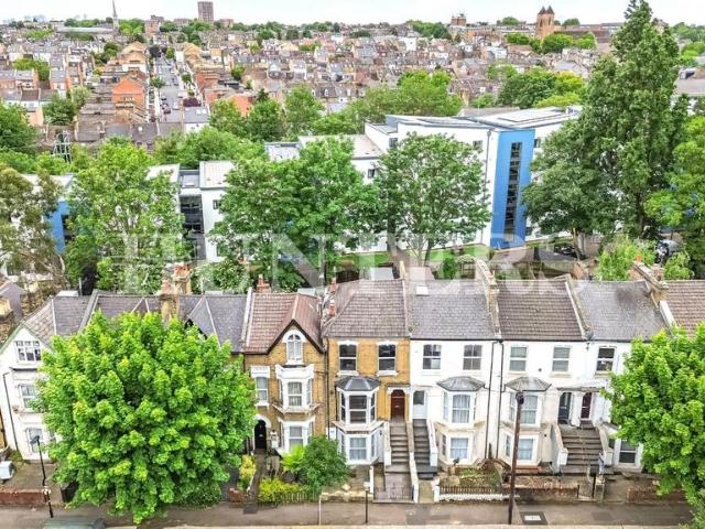 Flat for sale in South Tottenham, Greater London