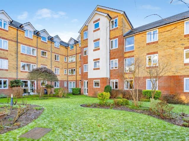 House for sale in Watford Heath, North Watford