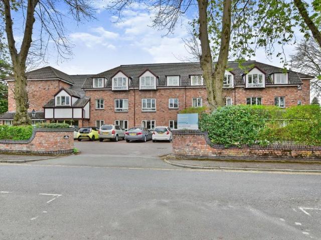 Flat for sale in Fulshaw Park, Wilmslow