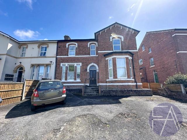 Flat for sale in Southport, Sefton