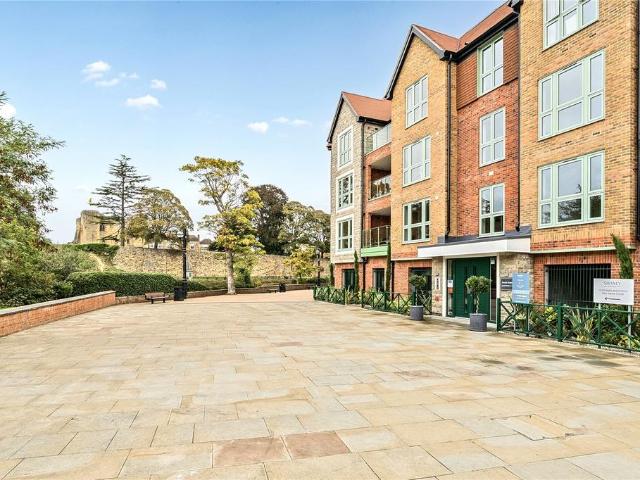Flat for sale in Brook Street, Bourne Vale