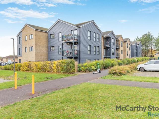 Flat for sale in Fenny Stratford, Milton Keynes