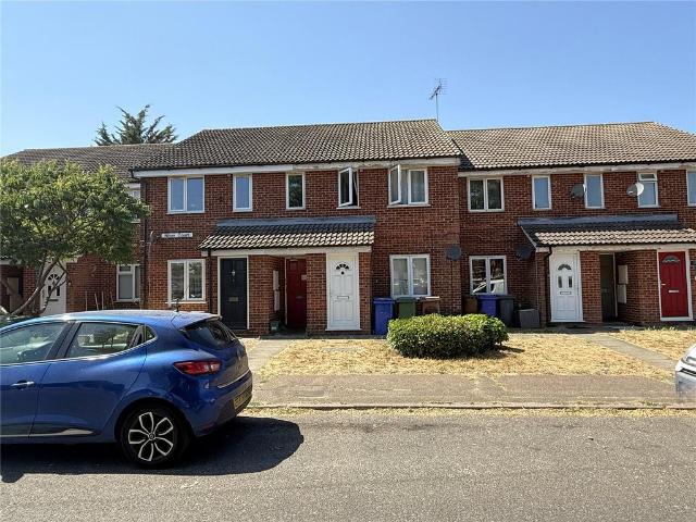 Flat for sale in Stanford-le-hope, Essex
