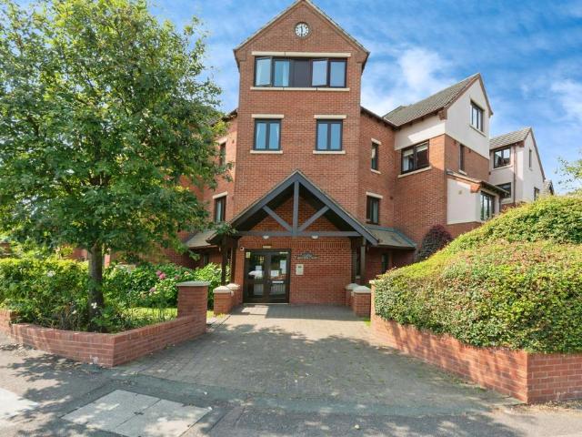 Flat for sale in Rednal, West Midlands