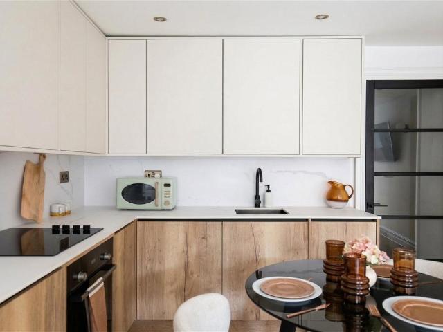 Flat for sale in Feckenham, City Of Bristol