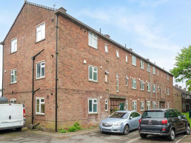 Flat for sale in High Field, York