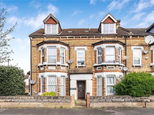 Flat for sale in London Borough of Croydon, Greater London