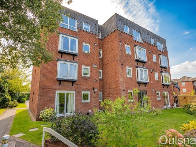 Flat for sale in Bromsgrove