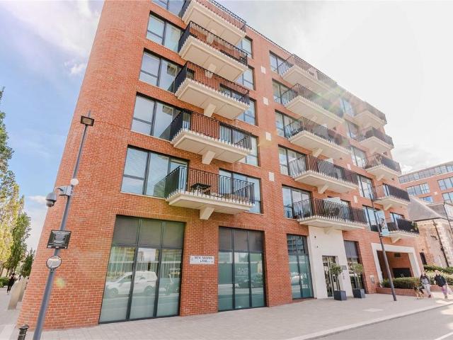 Flat for sale in Callis Yard, Greater London