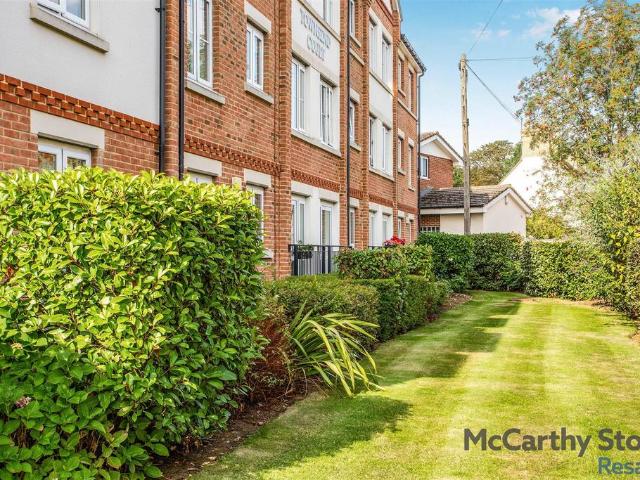 Flat for sale in Rushden