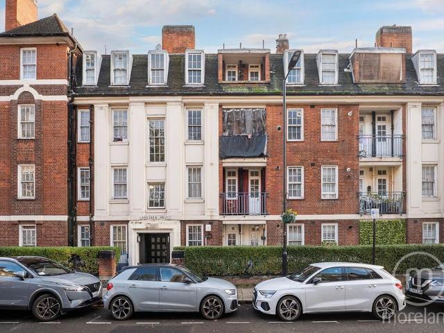 Flat for sale in St. John's Wood, Isle Of Man