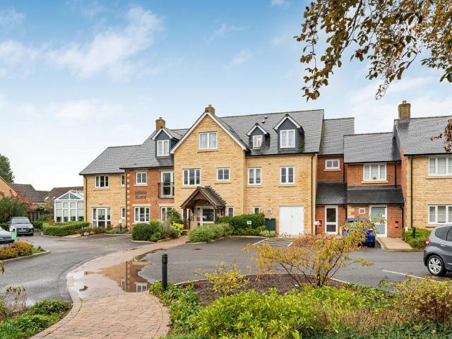 Flat for sale in Yarnton, Cherwell