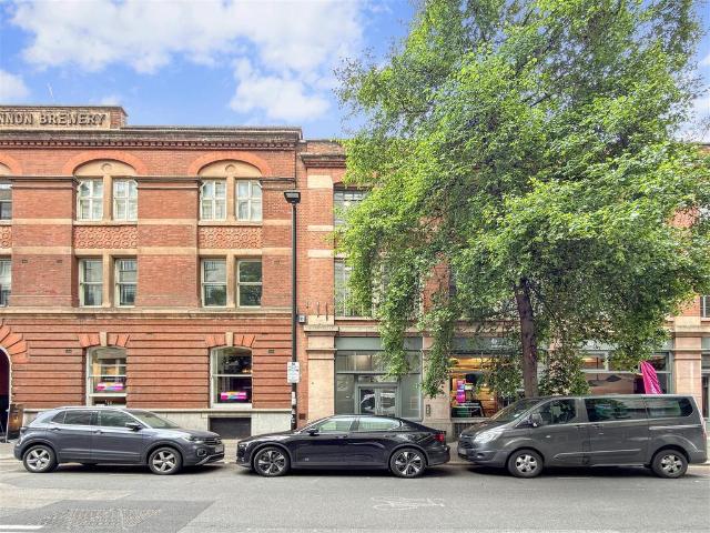Flat for sale in Clerkenwell, Greater London