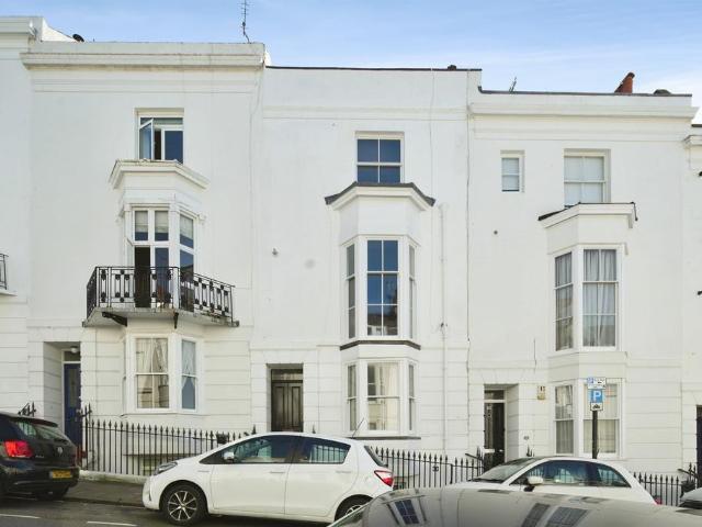 Flat for sale in Brunswick, Brighton & Hove