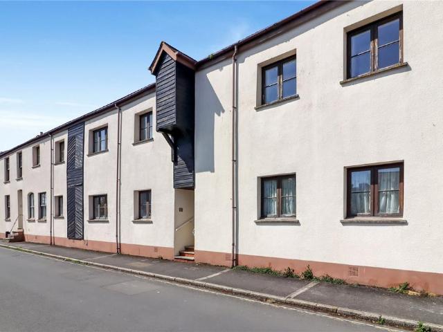 Flat for sale in Pilton, Kentisbury