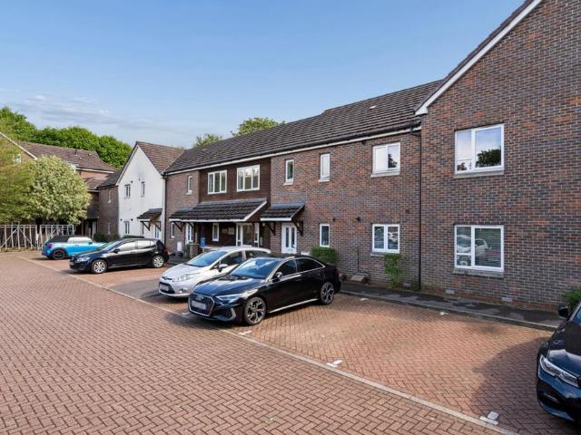 Flat for sale in Chalfont St. Peter, Denham