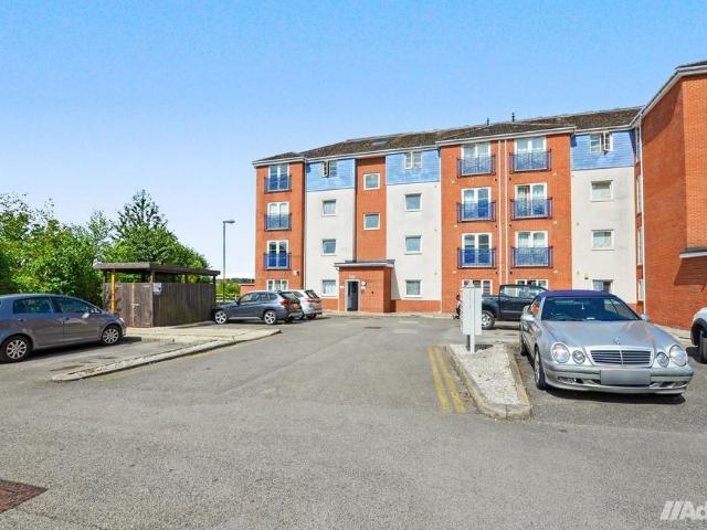 Flat for sale in Higher Runcorn, Halton