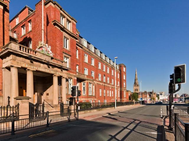 Flat for sale in Blackfriars, Salford
