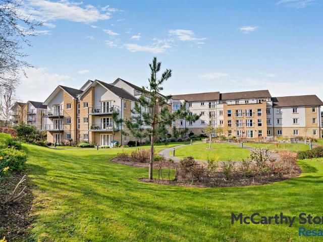 Flat for sale in Ilkley, West Yorkshire