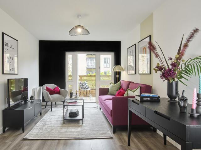 Flat for sale in Slough