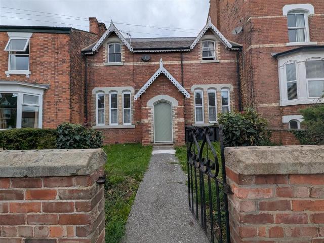 Flat for sale in Darlington