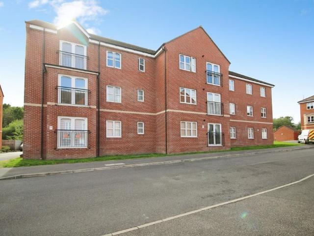 Flat for sale in Thorpe, West Yorkshire
