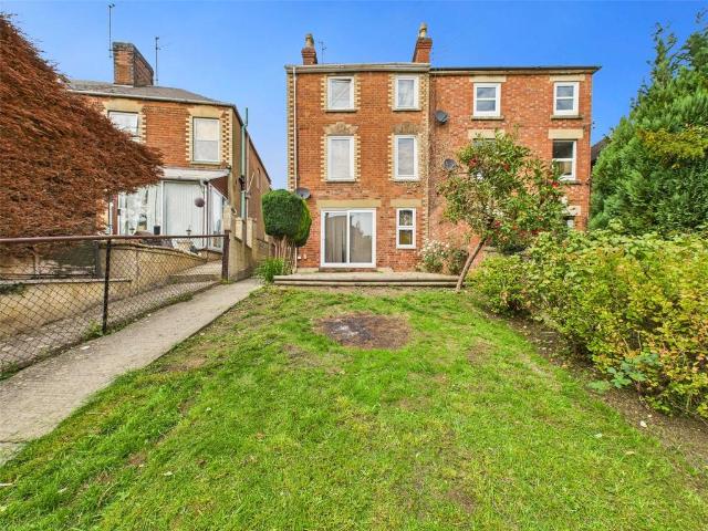 Flat for sale in Stroud, School House