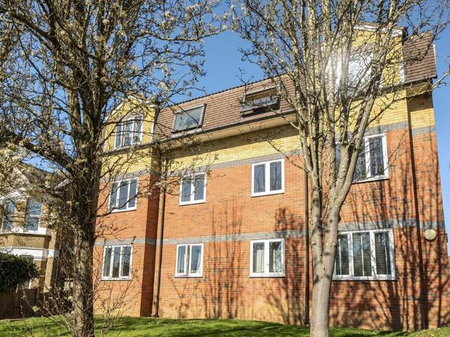 Flat for sale in New Barnet, Isle Of Man