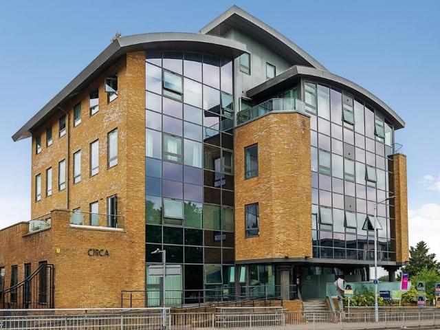 Flat for sale in Easthampstead, Bracknell
