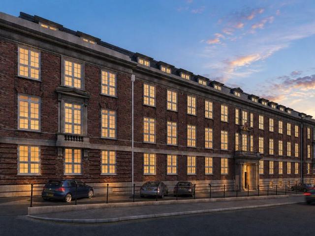 Flat for sale in Walton, Aylesbury
