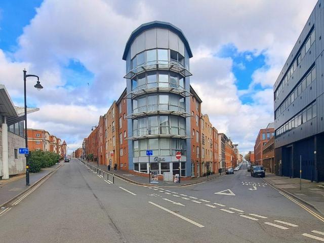 Flat for sale in Ladywood, West Midlands