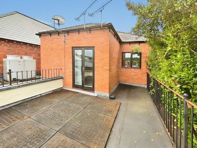 Flat for sale in Ewens Farm, Golden Valley