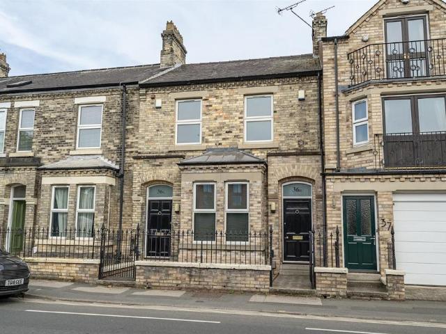 Flat for sale in Fishergate, High Field