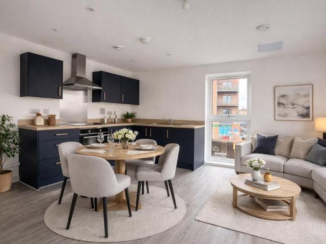 Flat for sale in Dee Park, Reading