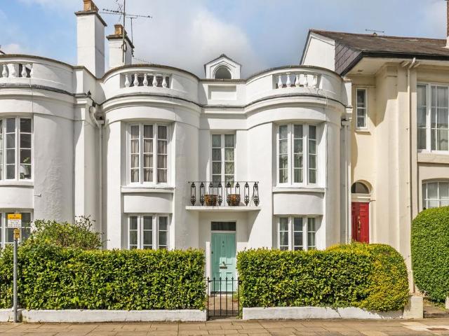 Flat for sale in The Soke, Hampshire