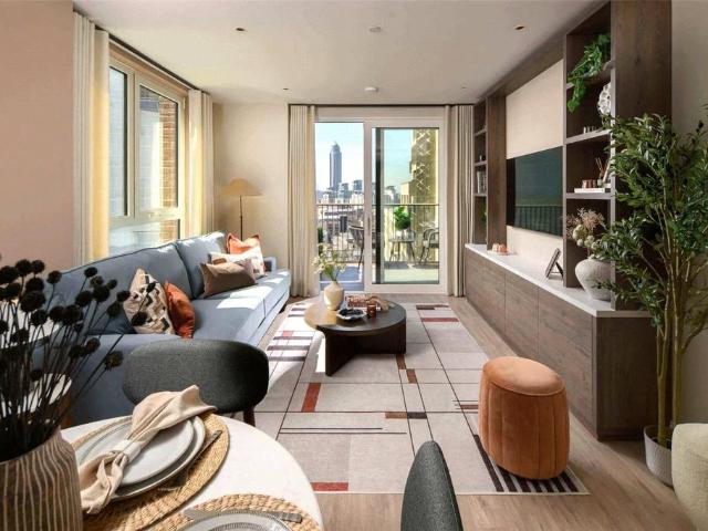 Flat for sale in Oval, Greater London