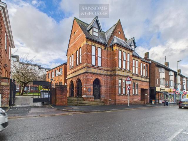 Flat for sale in Priest Down, Hampshire