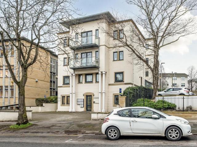 Flat for sale in Montpellier, Golden Valley