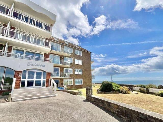 Flat for sale in Wick, Bournemouth