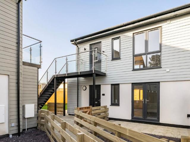 Flat for sale in Stokesby, Norfolk