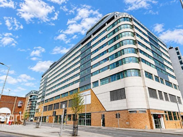 Flat for sale in Rainbow Quarter, City of Nottingham