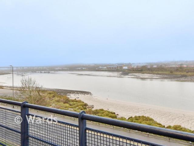 Flat for sale in Troy Town, Rochester