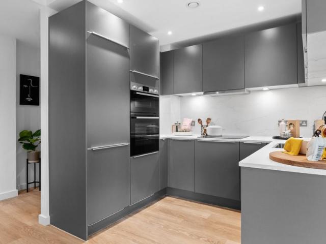Flat for sale in Glyndon, Plumstead