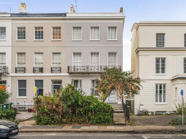 Flat for sale in Marle Hill, Cheltenham