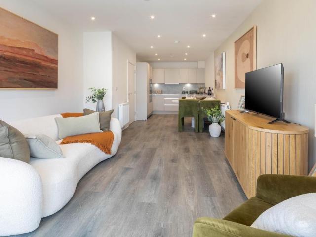 Flat for sale in Watford Rural, Batchworth